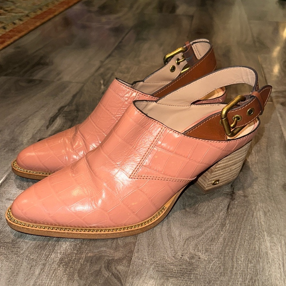 Coach Payton Bootie Croc Peach/Saddle Slingback Size:9